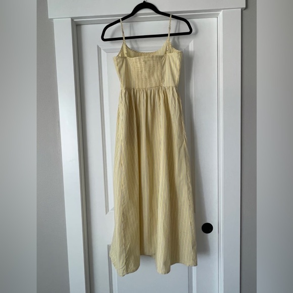 GAP Dresses & Skirts - GAP Yellow Striped Casual Dress